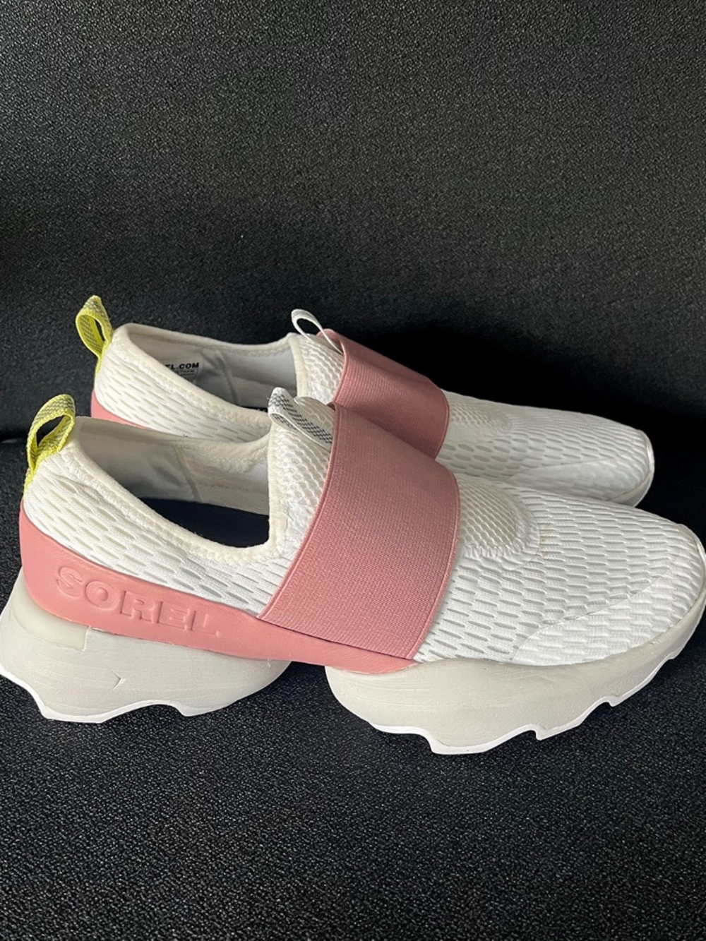 Sorel Women's" Kinetic Impact" Strapped Slip-On White/Pink Sneakers Size: 9